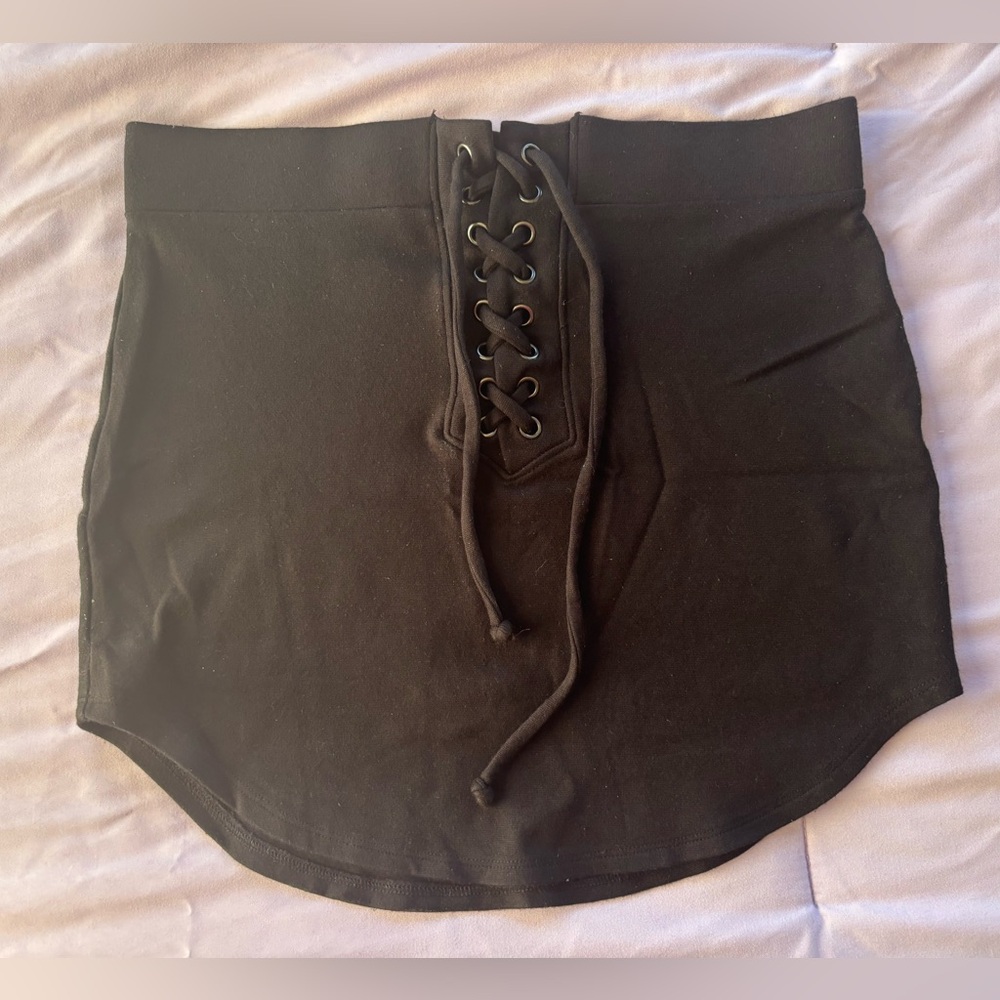 Tie up stretchy mini skirt